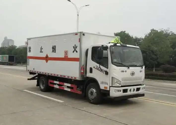 五台爆破器材运输车可以上高速吗？